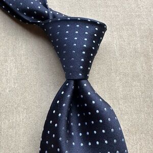 Burma Bibas SEVEN-FOLD Elegant Blue Polka Dot Tie